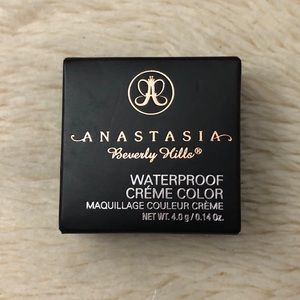 Anastasia Waterproof creme color-Sable